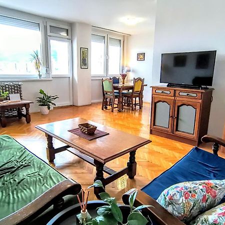 Apartment Maya'S Place Скоп'є Екстер'єр фото